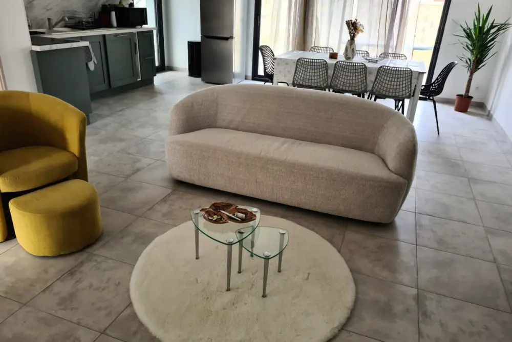 Maison Lumineuse à Pezens Pour 8 Personnes