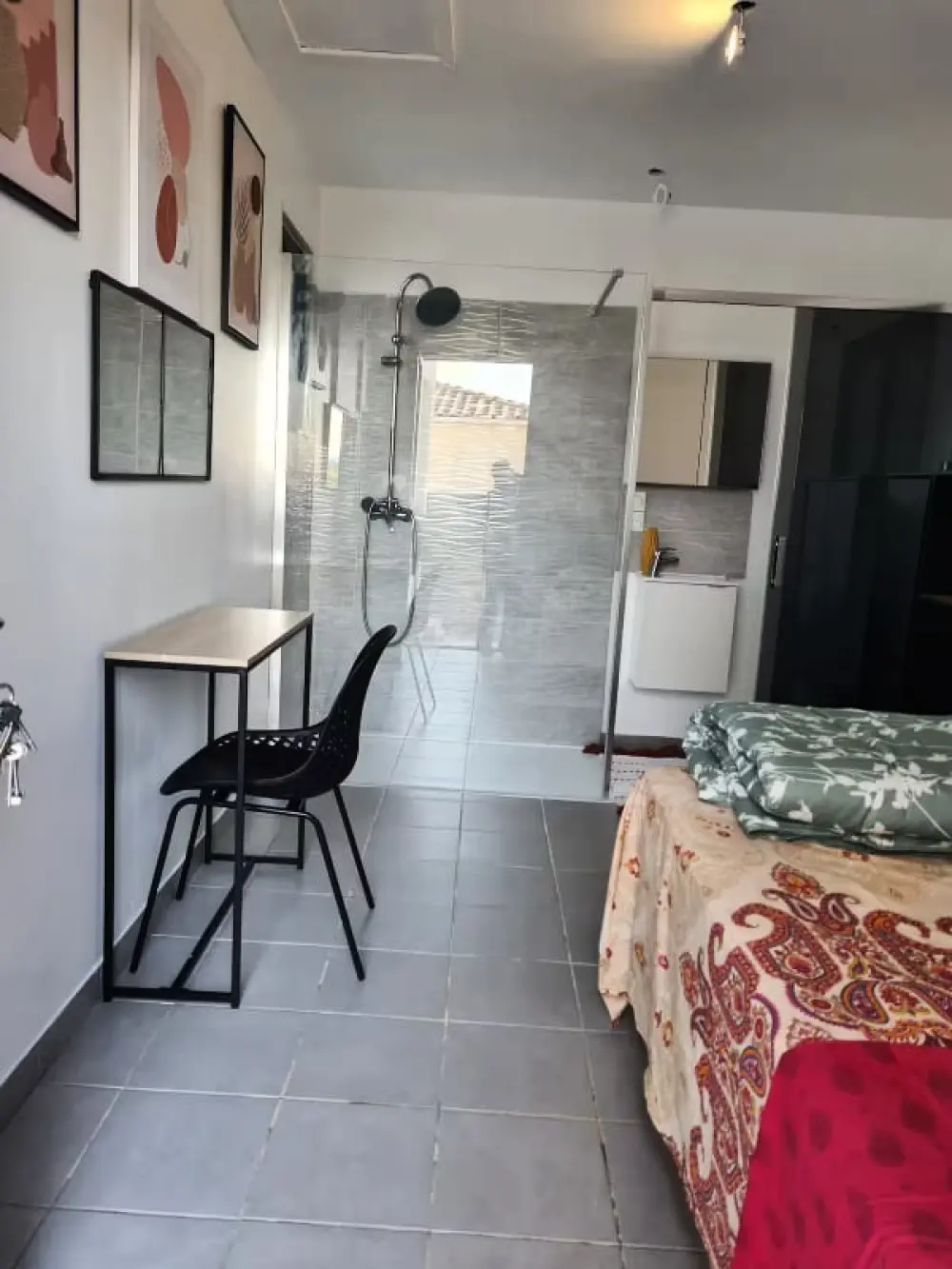 Maison Lumineuse à Pezens Pour 8 Personnes