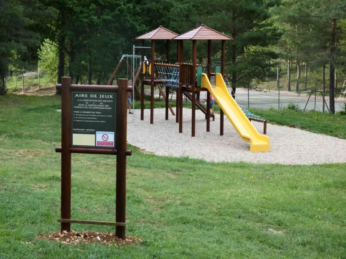 CAMPING LA FORET 3 étoiles★★★