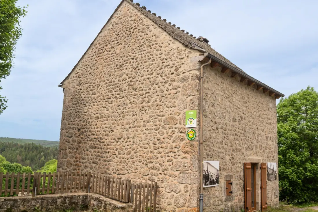 Gîte de France Gîtes de france 3 épis 6/7 pers à la chaze 3 épis