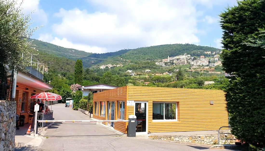 Camping dei Fiori 2 étoiles★★