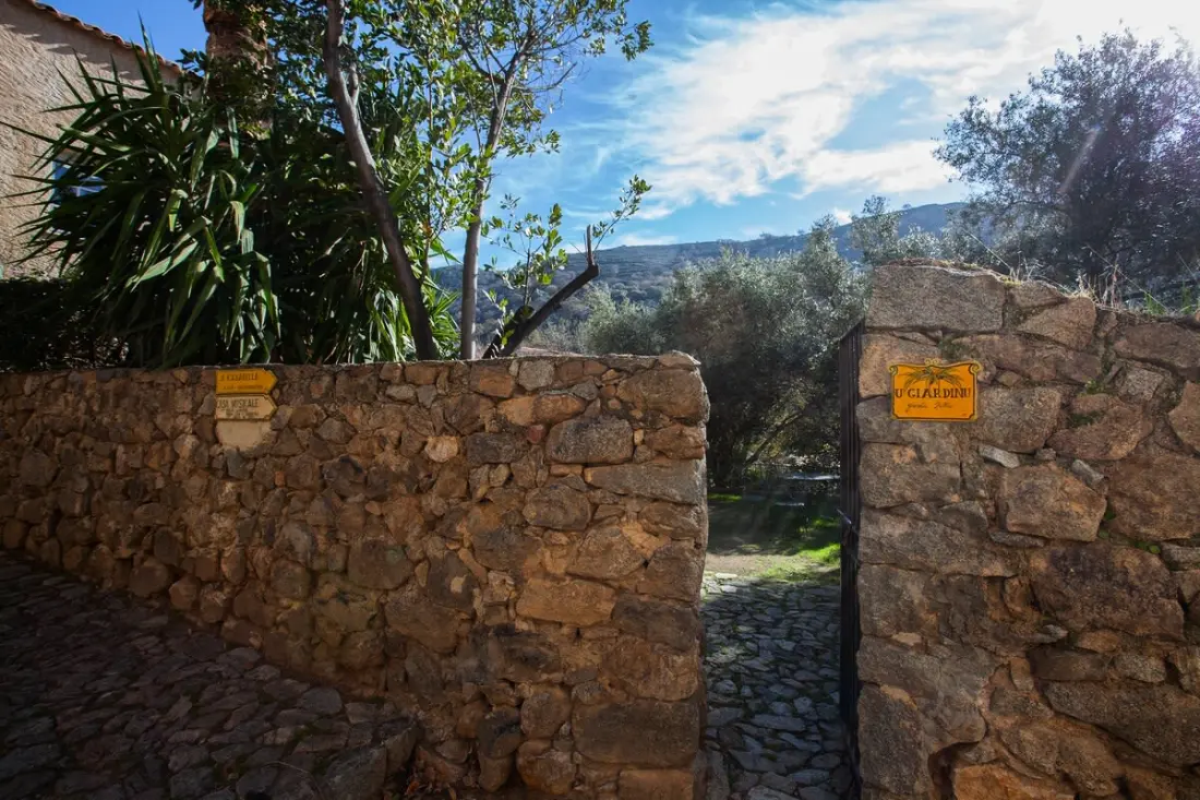 Casa Celestina – Chambre Indépendante De Charme Au Cœur De Pigna
