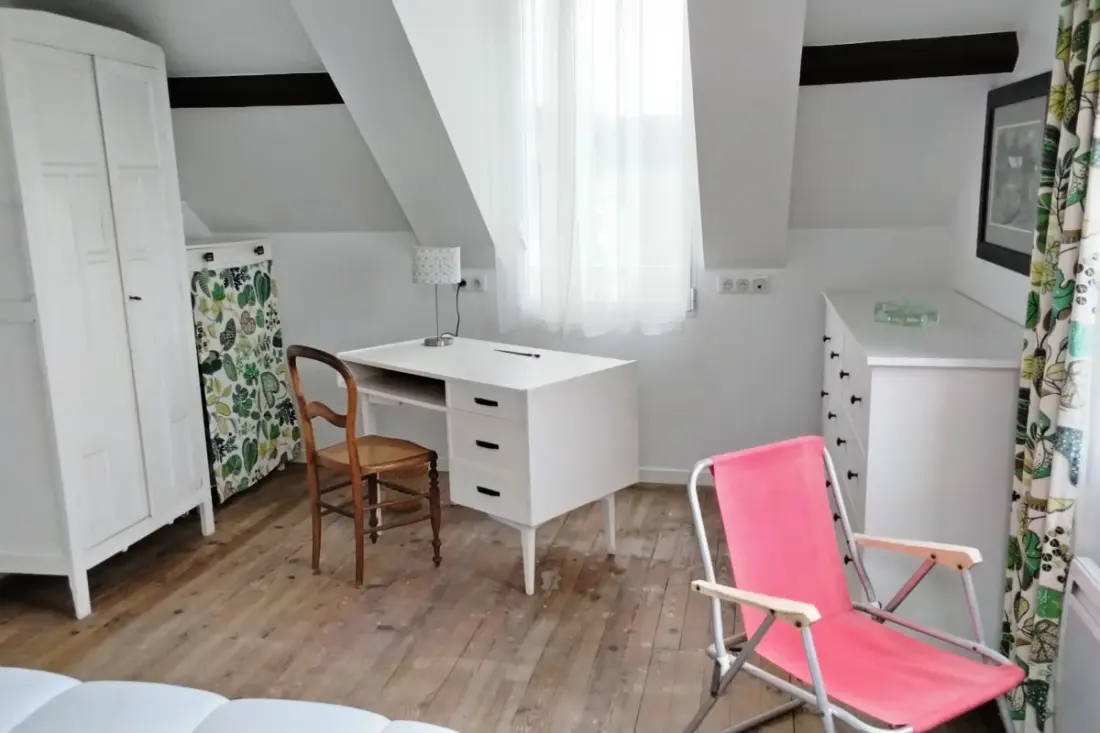 Maison En Bord De Mer Avec Vue Sur La Falaise