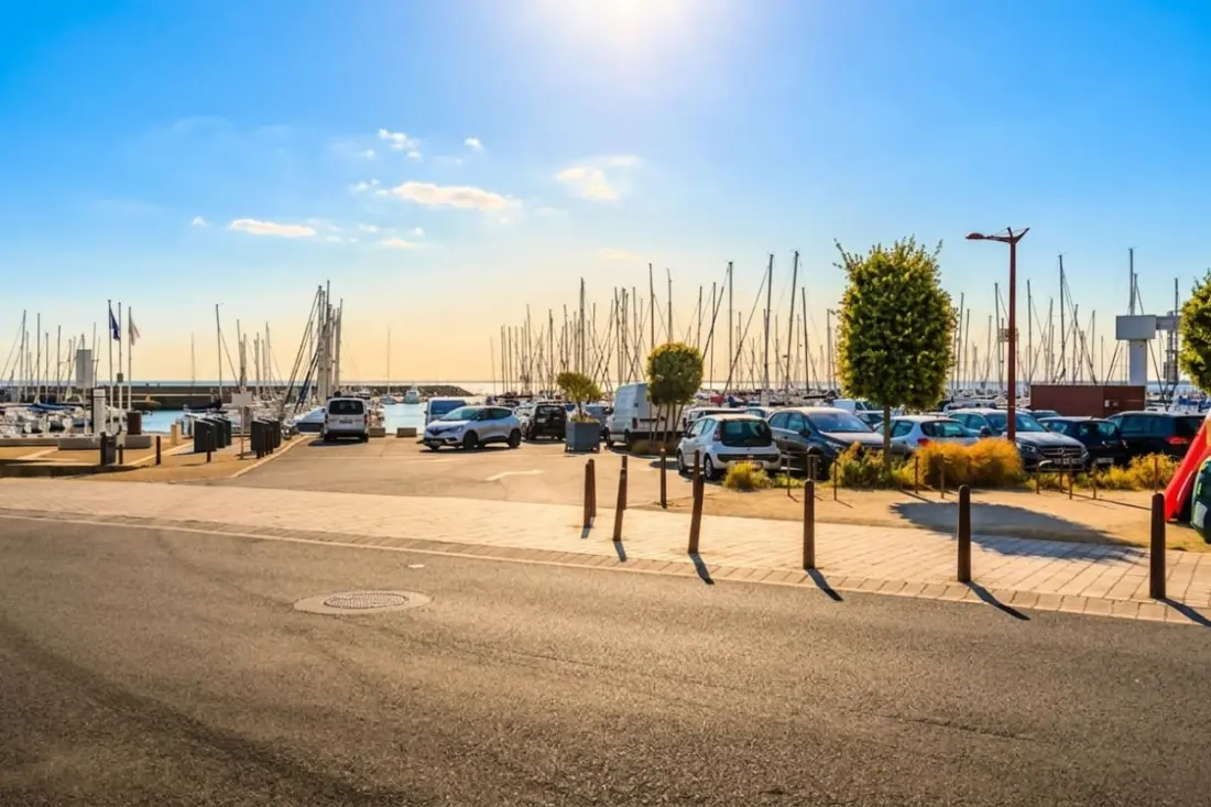 Maison Face Au Port Avec Terrasse, Tout à Pied