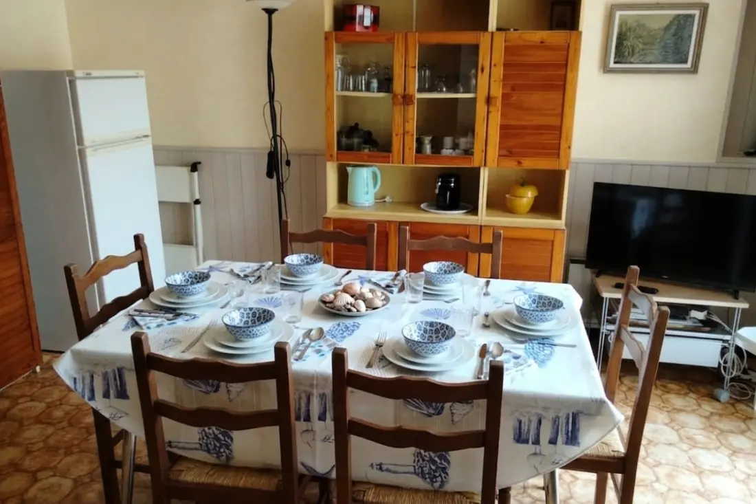 Maison Face Au Port Avec Terrasse, Tout à Pied