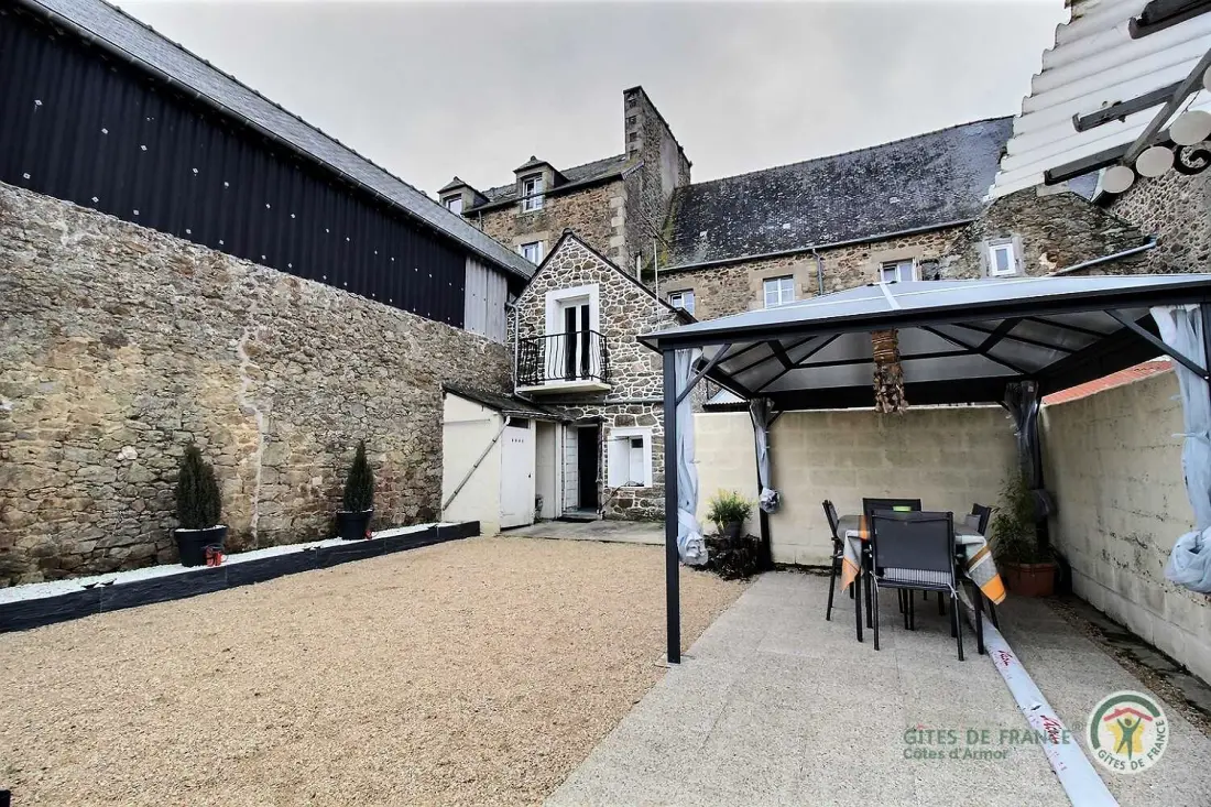 Gîte de France Au coeur de plancoët 2 épis