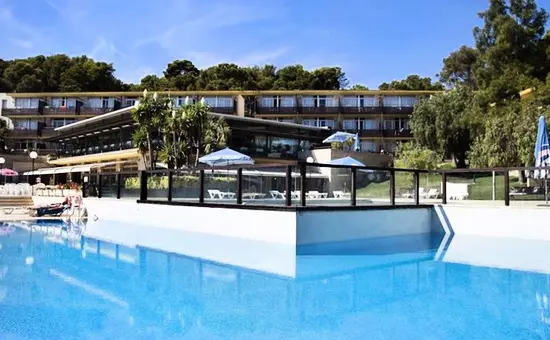 Apartaments Comtat Sant Jordi***