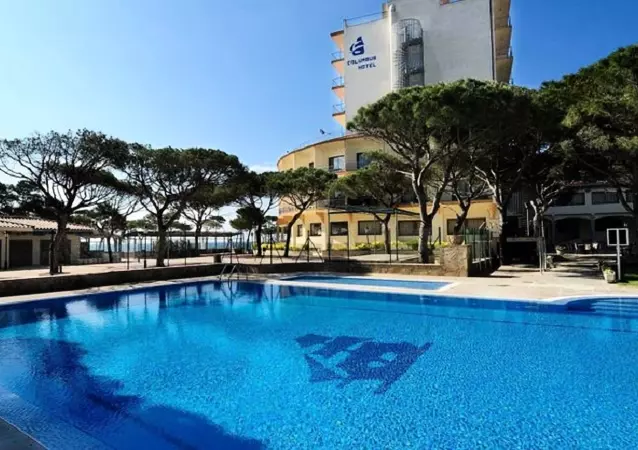 Hotel Columbus**** - Location Platja d'Aro - Espagne ...