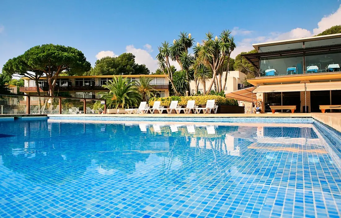 Aparthotel Comtat Sant Jordi by Viajes Velero