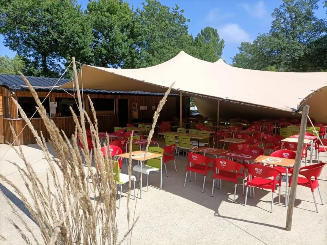 Camping Le Saint Laurent (piscine d'avril à septembre)  3 étoiles★★★