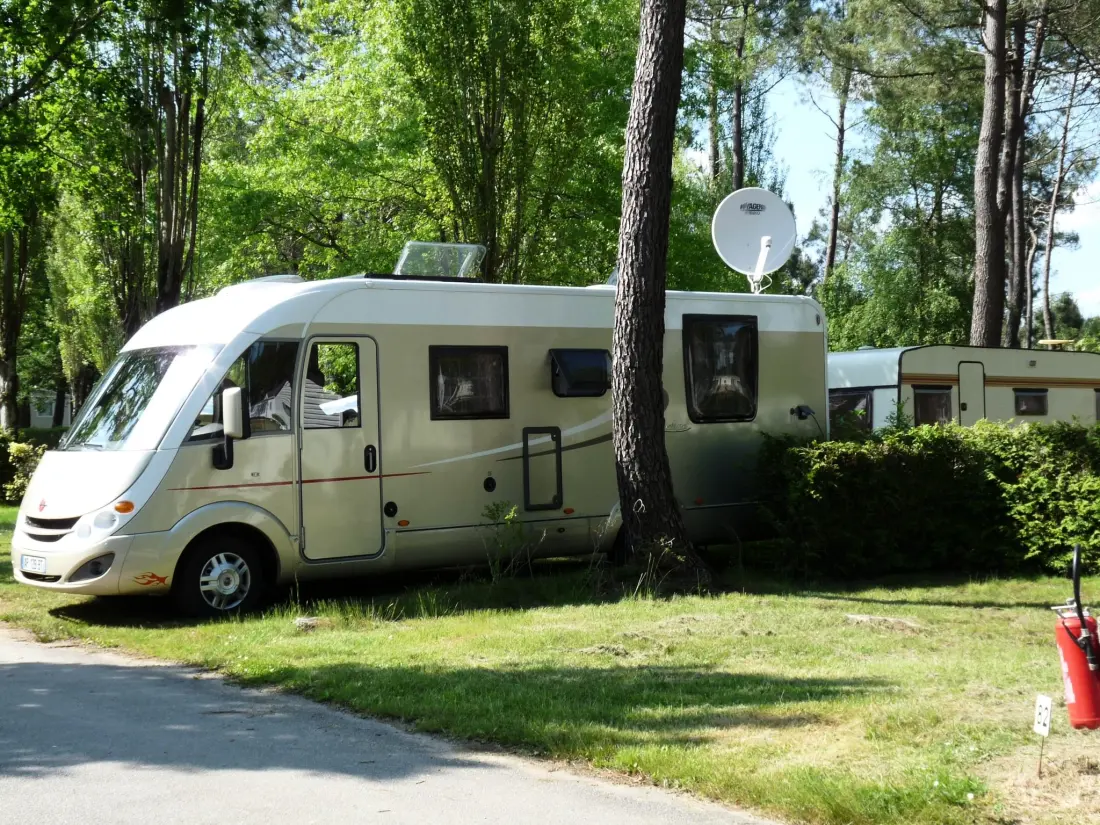 Camping Le Saint Laurent (piscine d'avril à septembre)  3 étoiles★★★