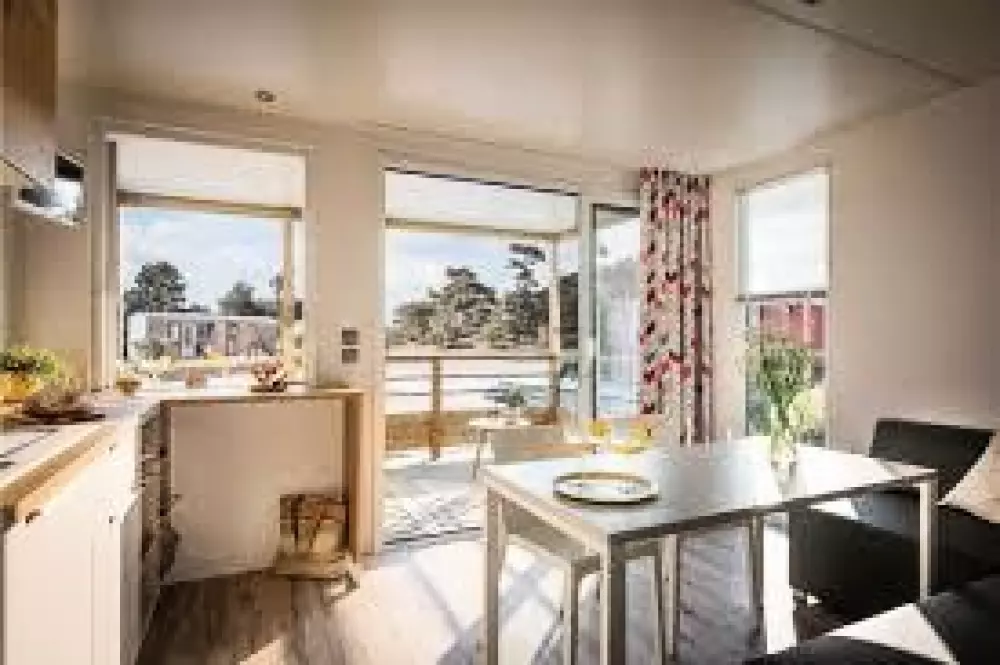 Flower Camping La Pointe du Talud 4 étoiles★★★★