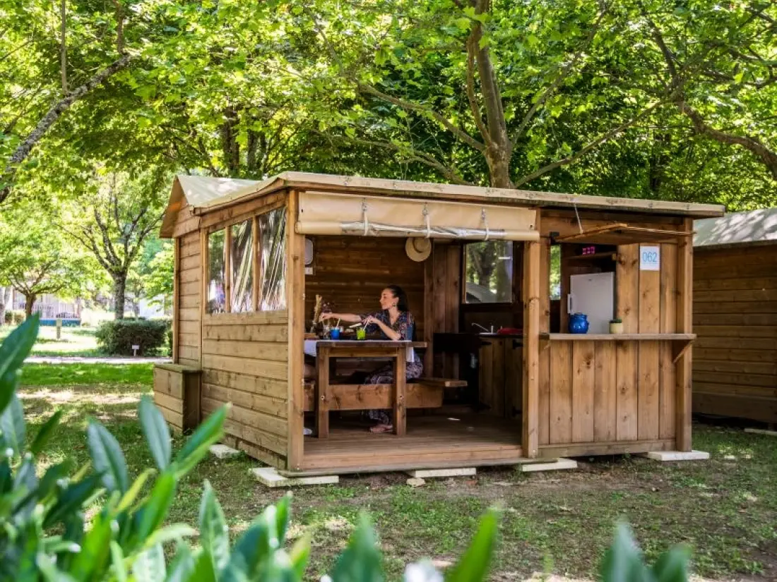 Flower Camping La Pointe du Talud 4 étoiles★★★★