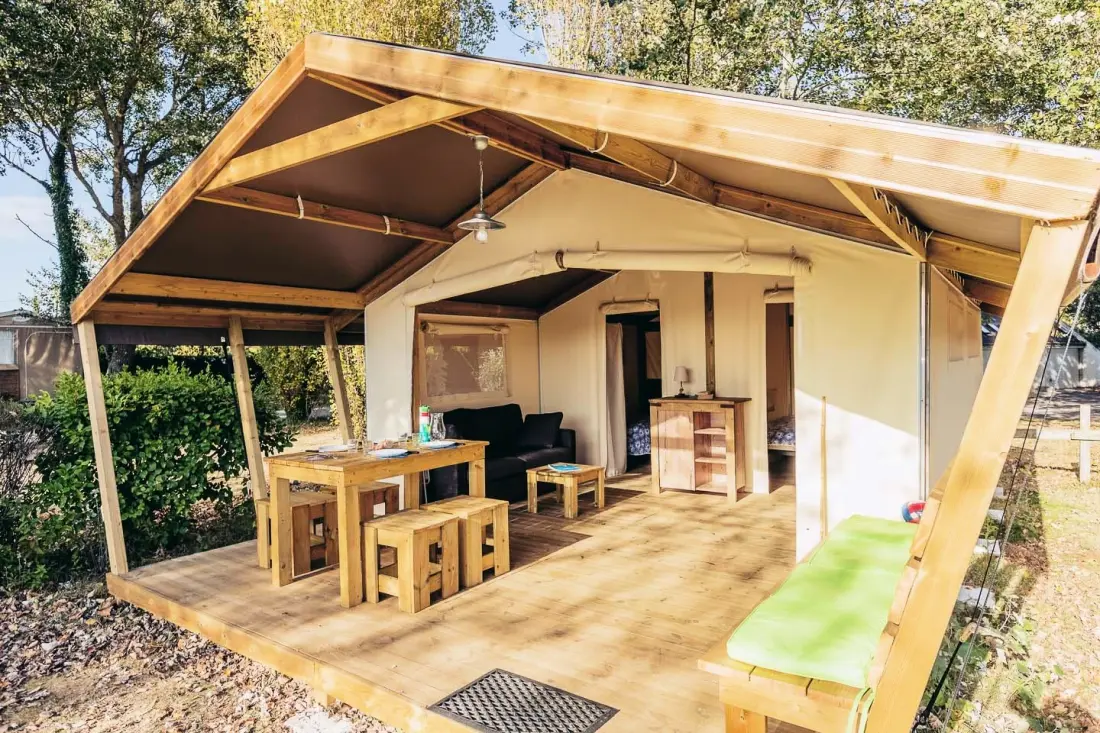 Flower Camping La Pointe du Talud 4 étoiles★★★★