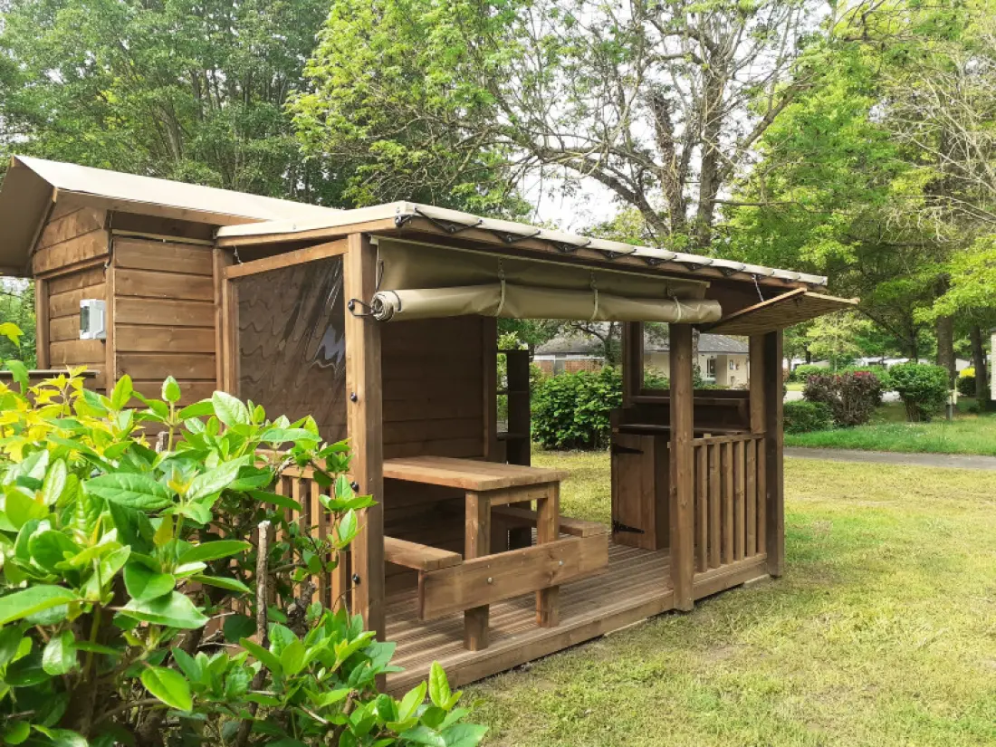 Flower Camping La Pointe du Talud 4 étoiles★★★★