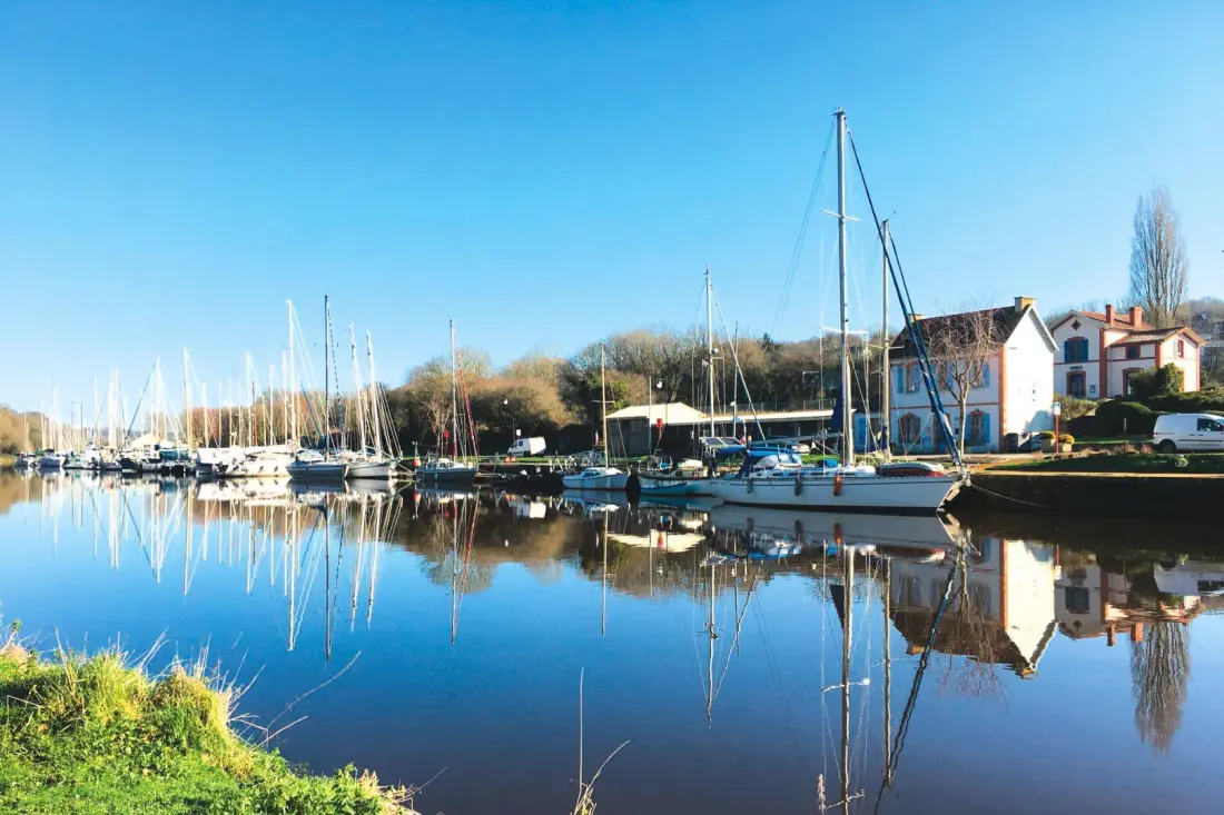 Gîte de France Le petit ploëzalais 2 épis