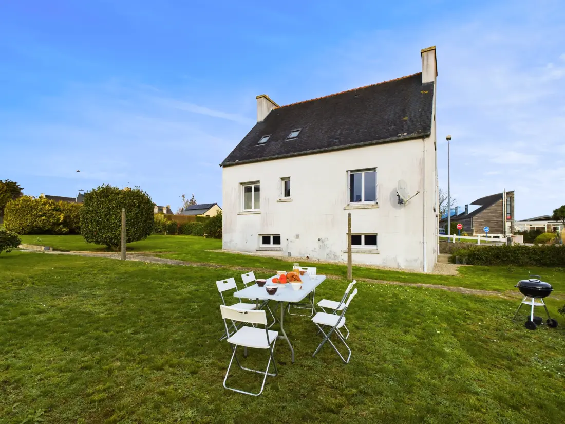 Maison à Ploneour-Lanvern