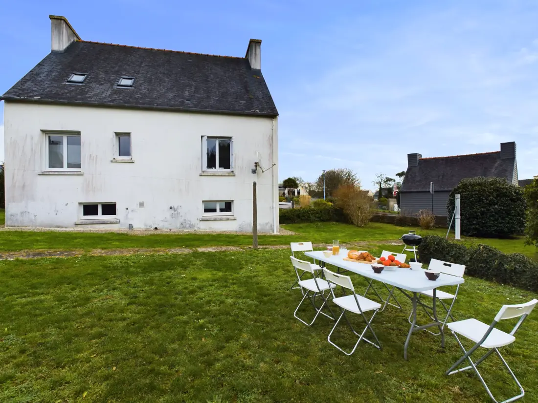 Maison à Ploneour-Lanvern