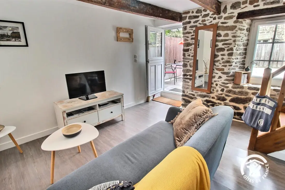 Gîte de France La petite quinoise 2 épis
