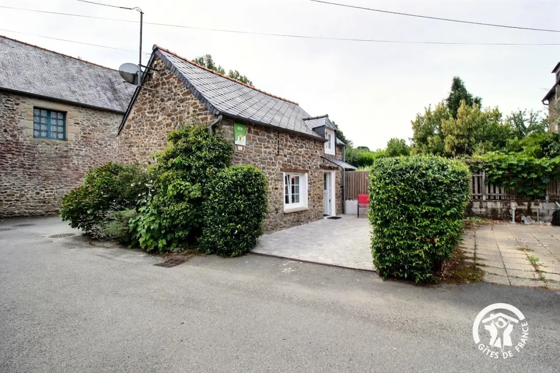 Gîte de France La petite quinoise 2 épis