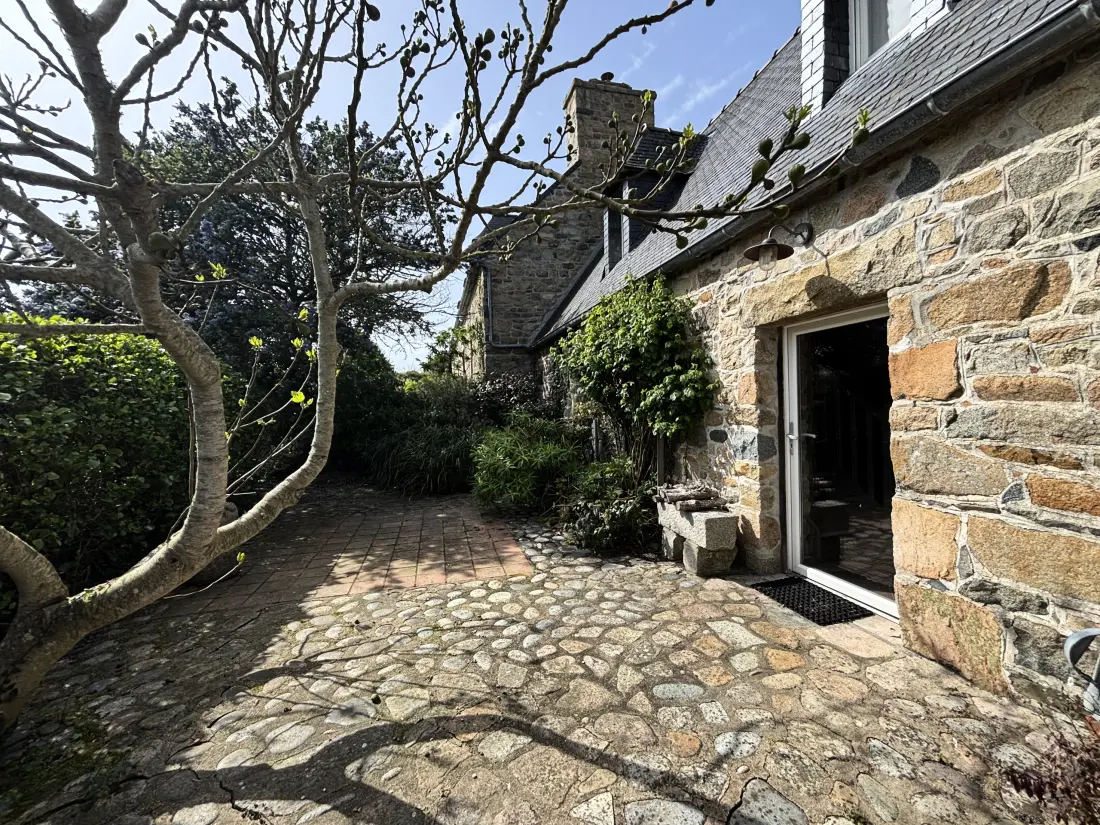 Maison à Plougrescant