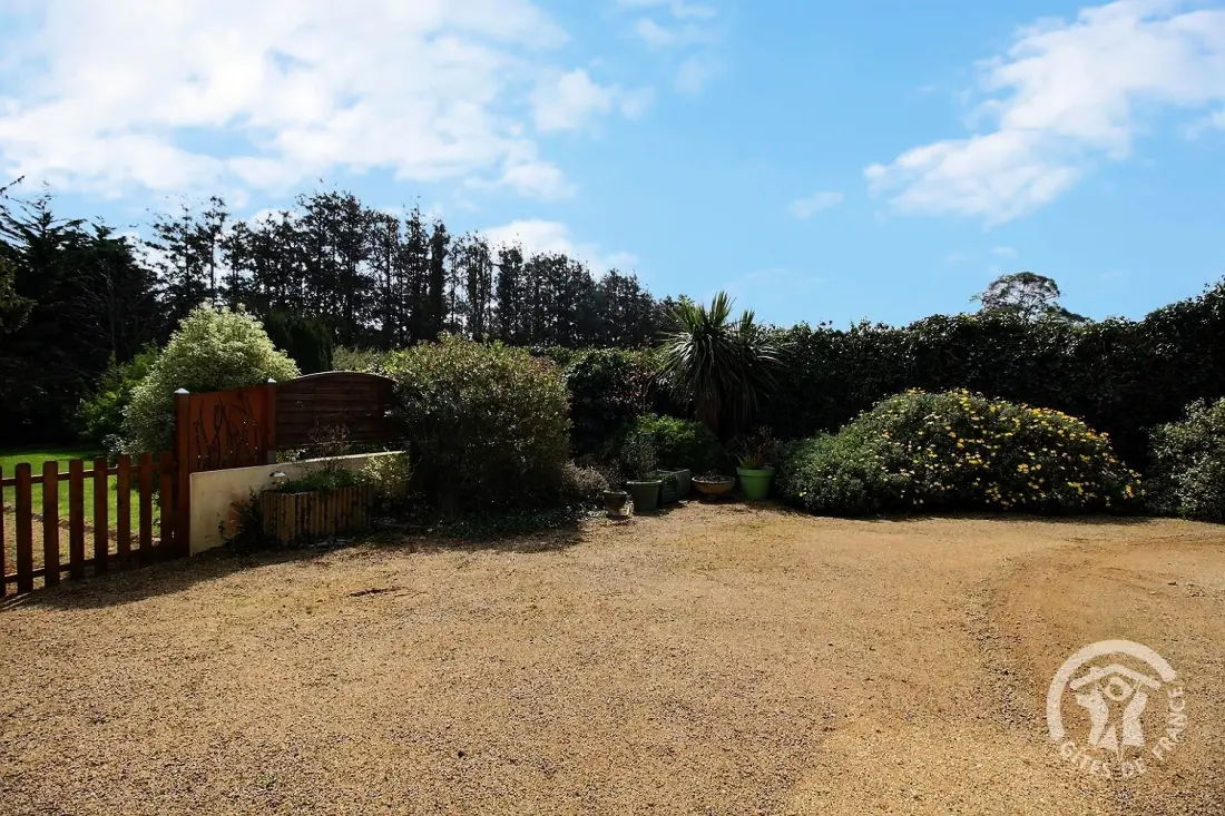 Gîte de France Arevor-terrasse 3 épis