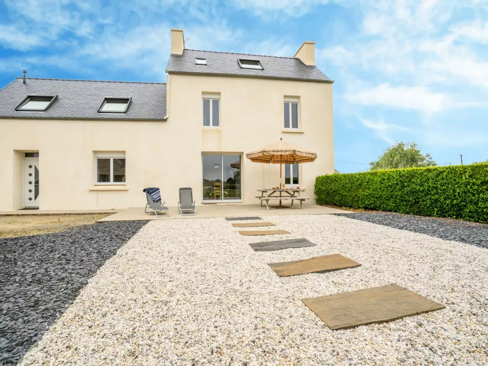 Maison de Vacances Plouneour Trez