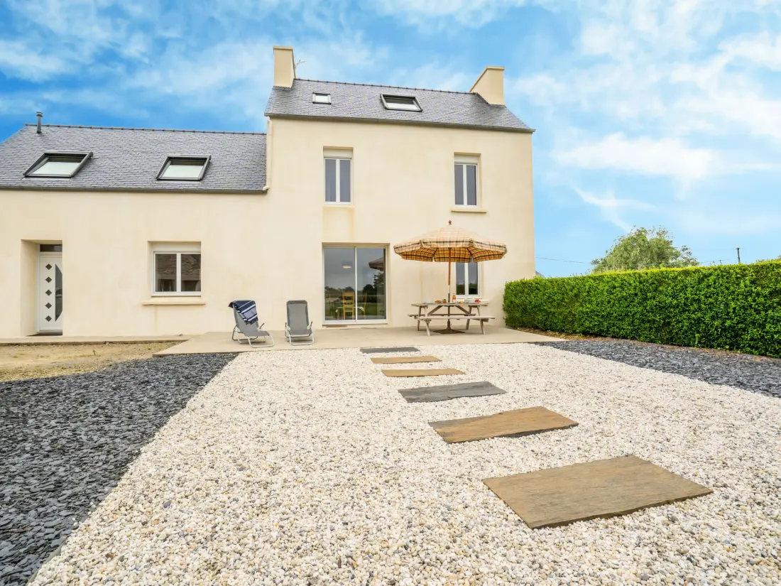 Maison de Vacances Plouneour Trez