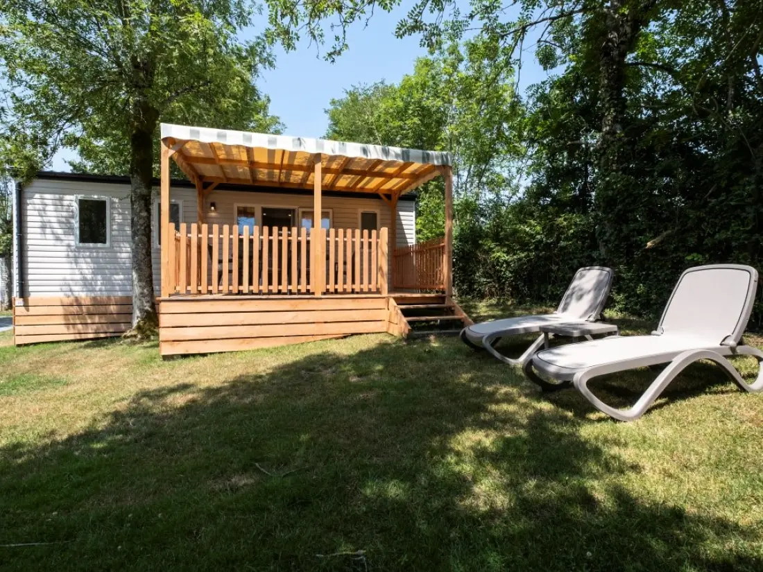 Flower Camping Côté Lac 3 étoiles★★★