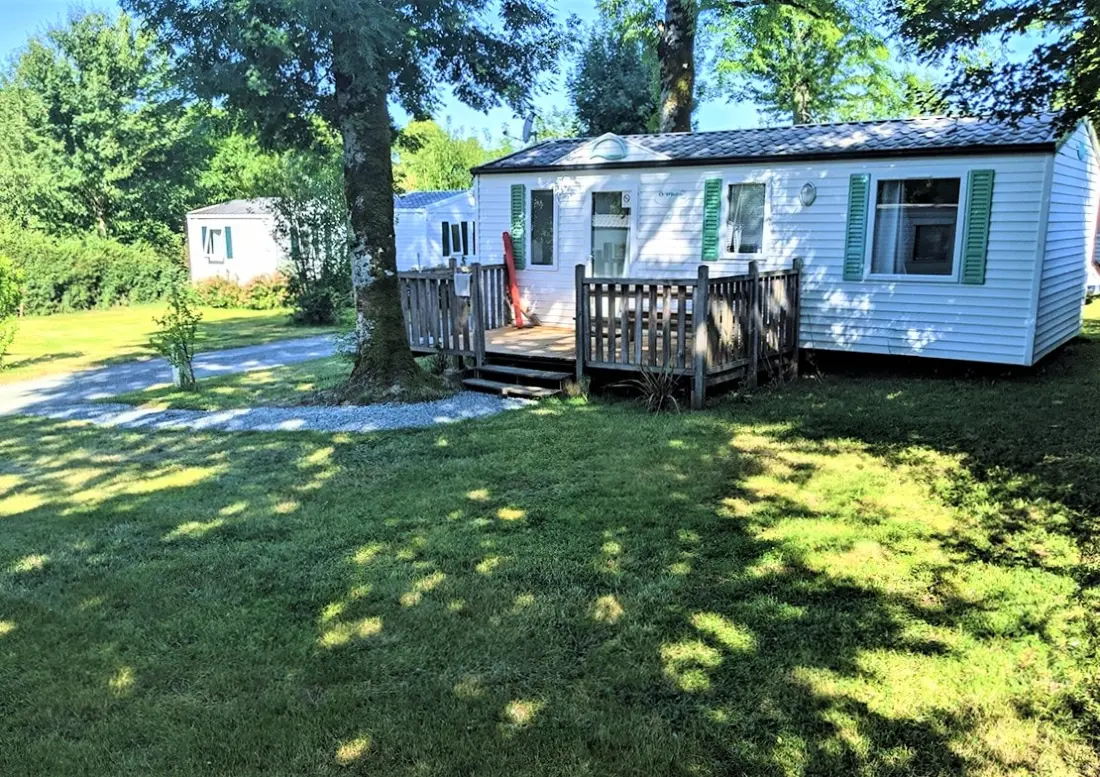 Flower Camping Côté Lac 3 étoiles★★★