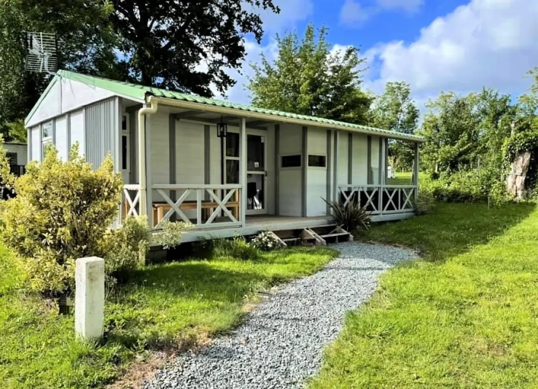 Flower Camping Côté Lac 3 étoiles★★★