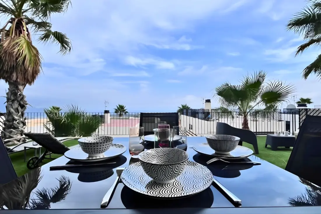 Charme, Confort Et Piscine Au Soleil De Polop !