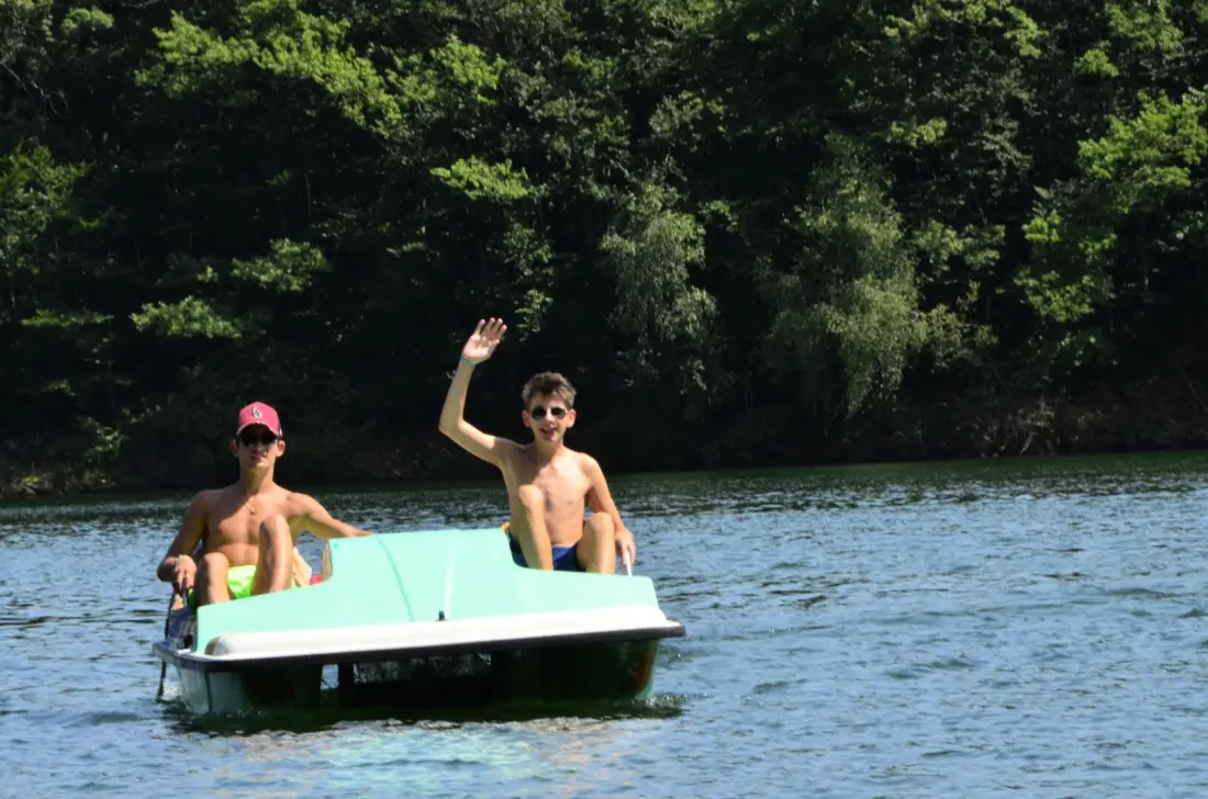 Camping Les Terrasses du Lac4 étoiles★★★★