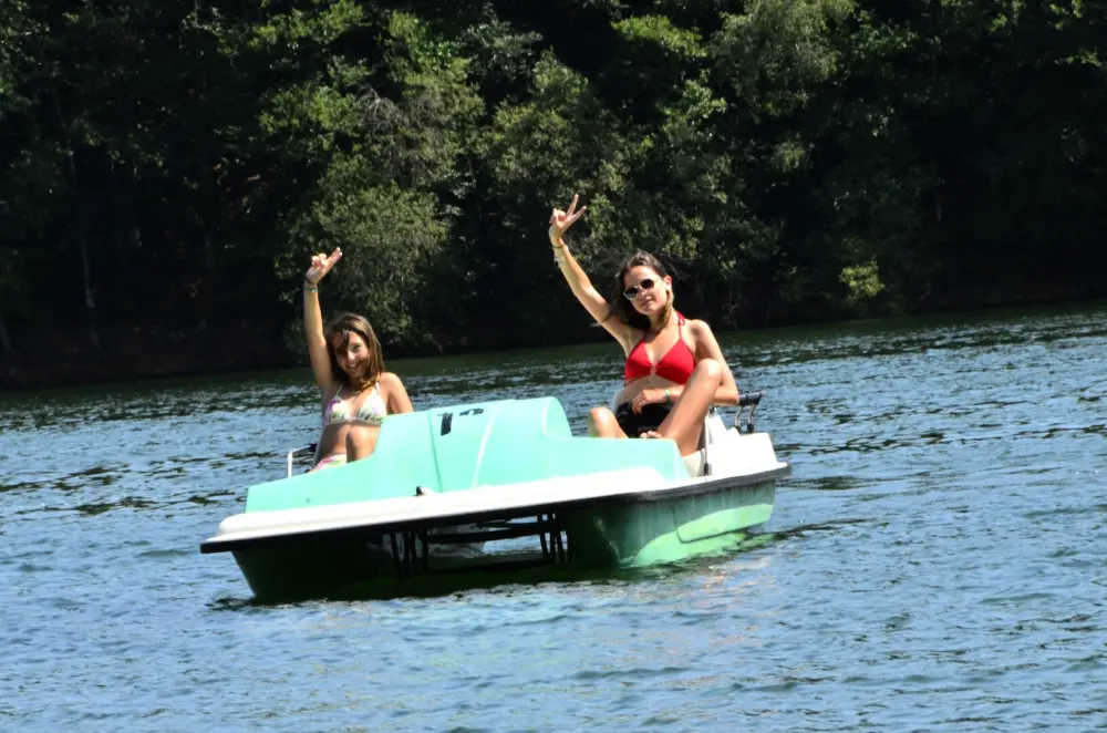 Camping Les Terrasses du Lac4 étoiles★★★★
