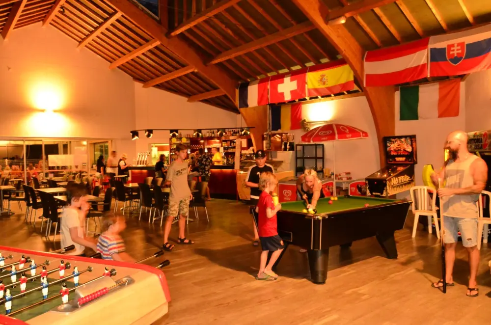 Camping Les Terrasses du Lac4 étoiles★★★★