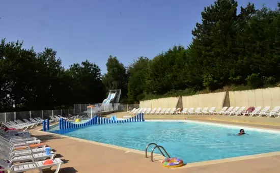 Campingplatz Les Terrasses du Lac****