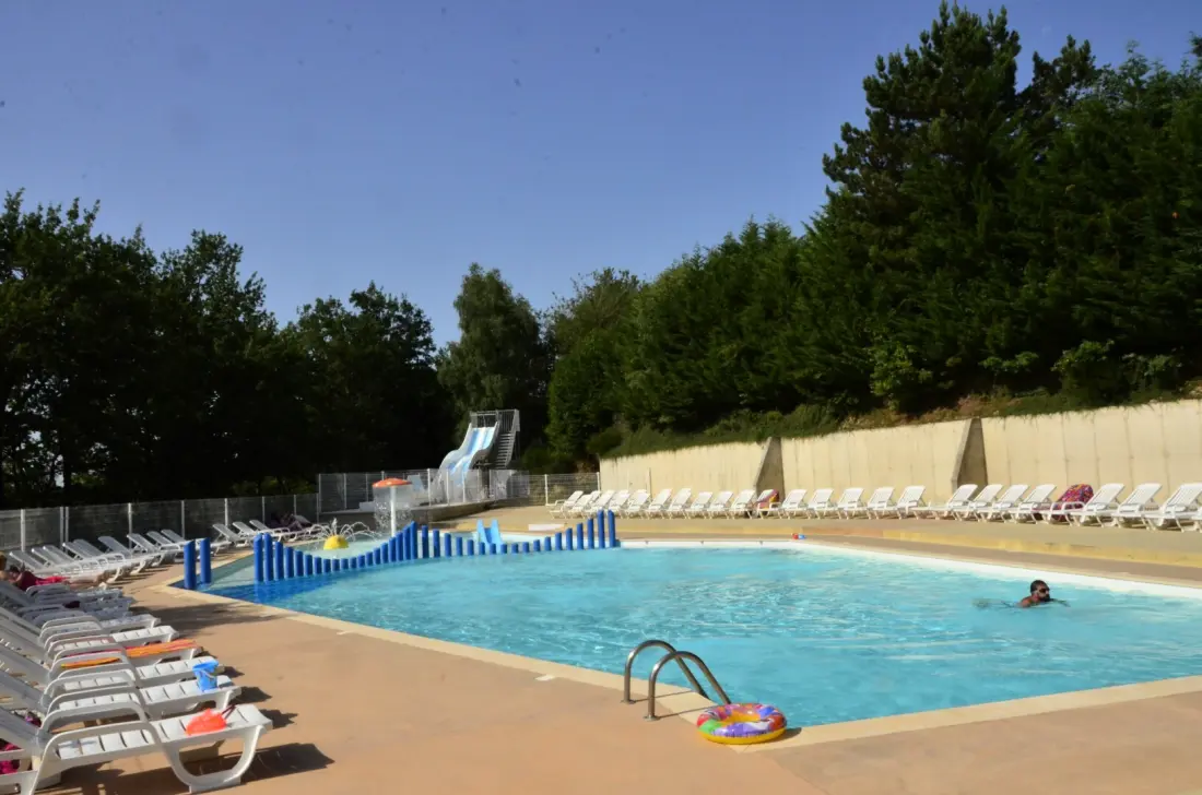 Camping Les Terrasses du Lac4 étoiles★★★★