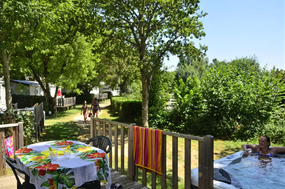 Camping Les Terrasses du Lac4 étoiles★★★★