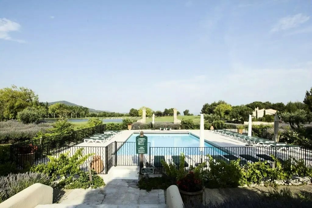 Résidence Hôtel du Golf de Pont Royal - maeva Home