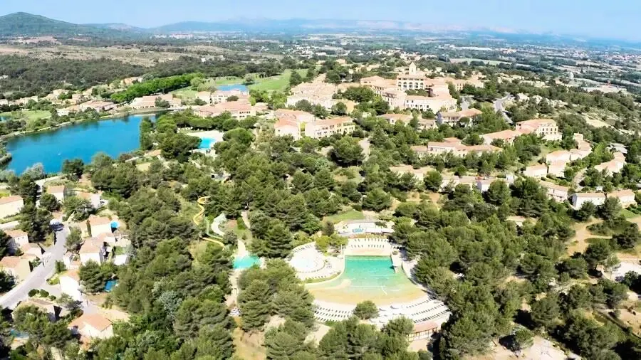 Les Maisons de Pont Royal en Provence - maeva Home