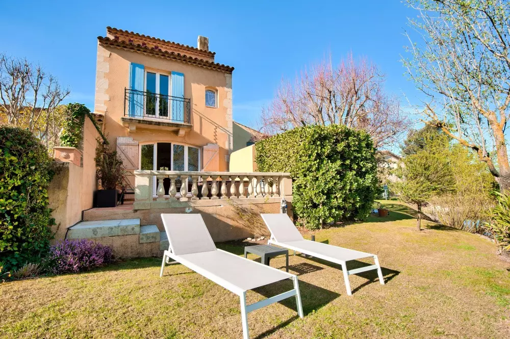 Les Mas et Villas de Pont Royal en Provence - maeva Home