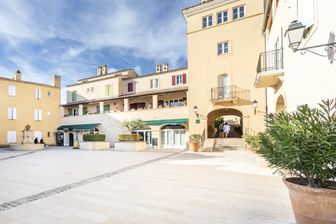 Résidence Villas et Mas Pont Royal - maeva Home