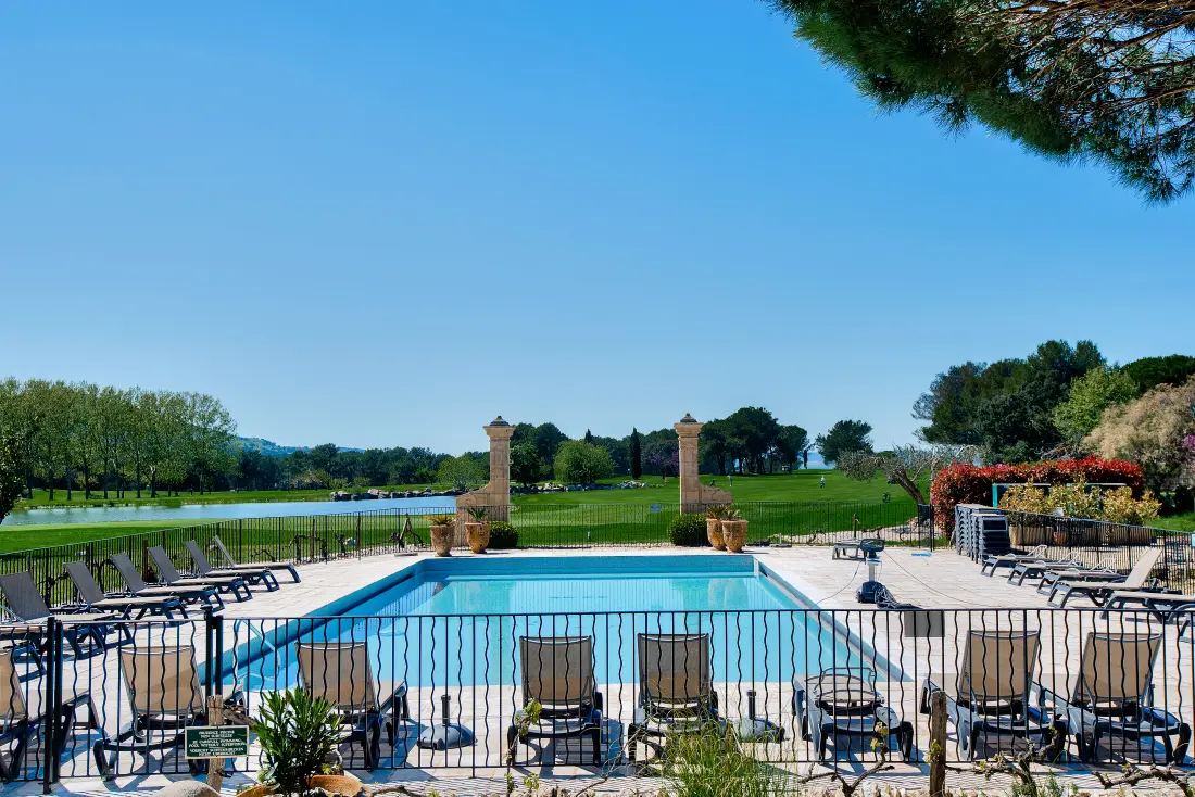 Résidence Hôtel du Golf de Pont Royal - maeva Home