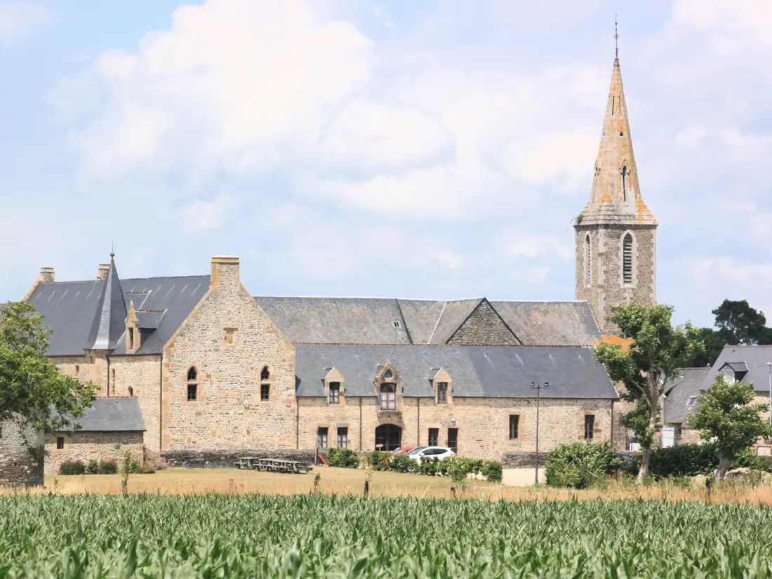 Maison de Vacances PONTORSON 12