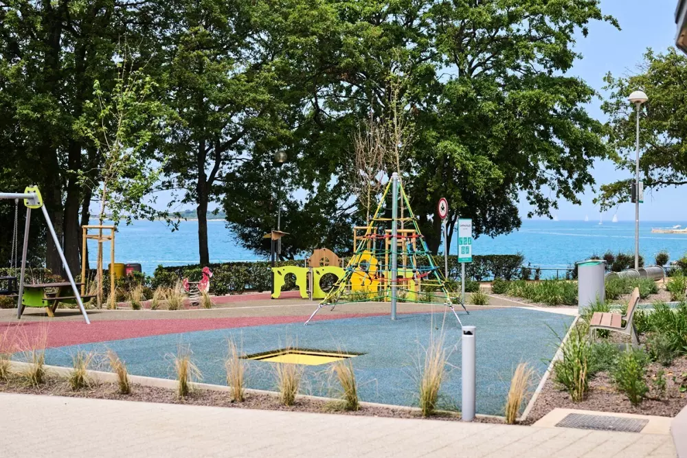 Camping Bijela Uvala4 étoiles★★★★