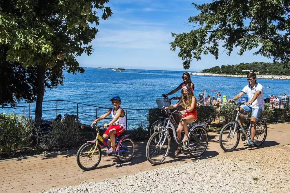 Camping Bijela Uvala4 étoiles★★★★