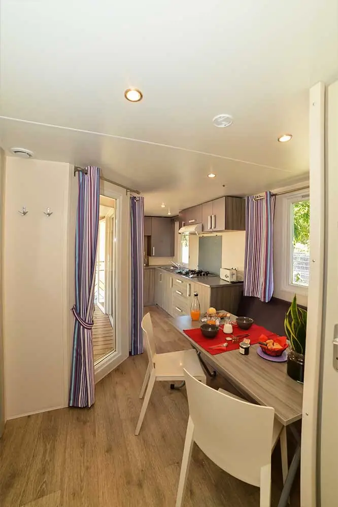 Camping Paradis Nai'a Village 4 étoiles★★★★