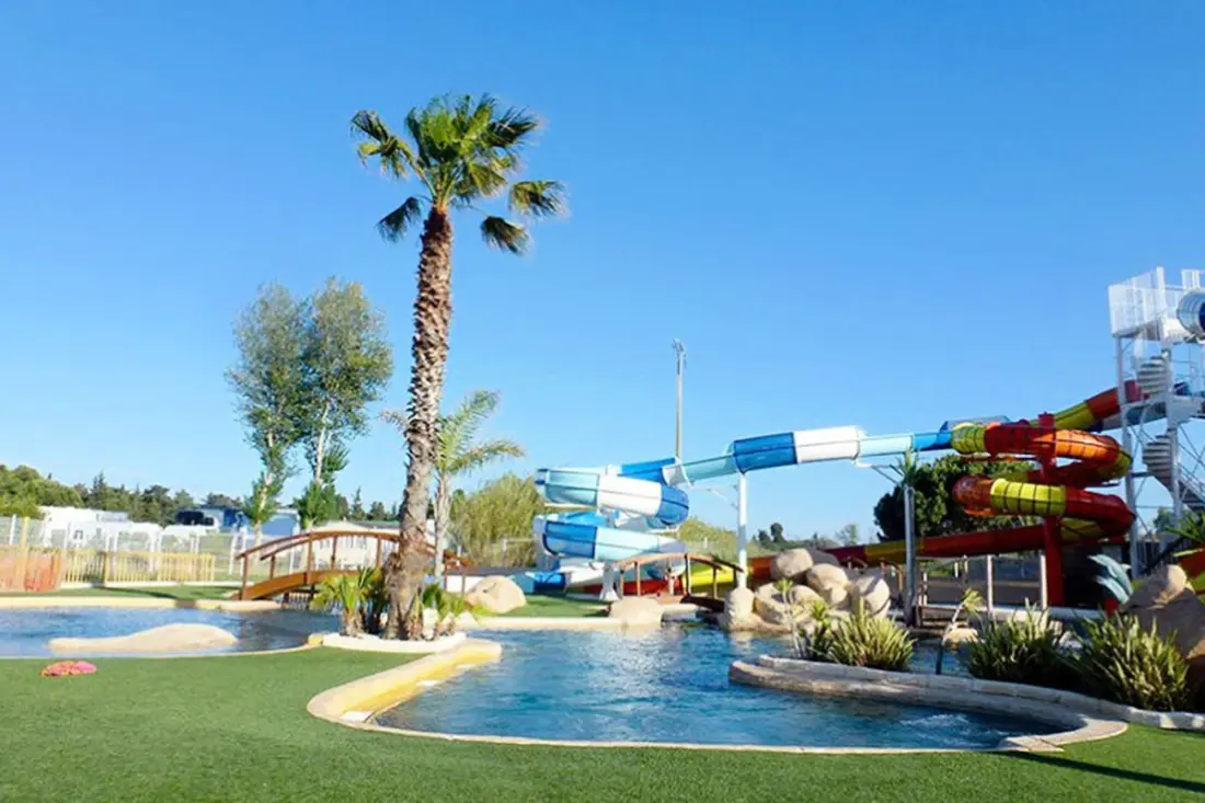 Camping Paradis Nai'a Village 4 étoiles★★★★
