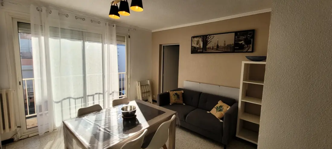 T3 Avec Balcon Proche De La Plage