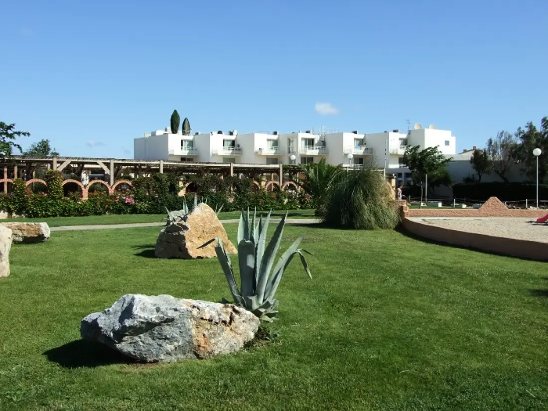 Village Club Rives des Corbières
